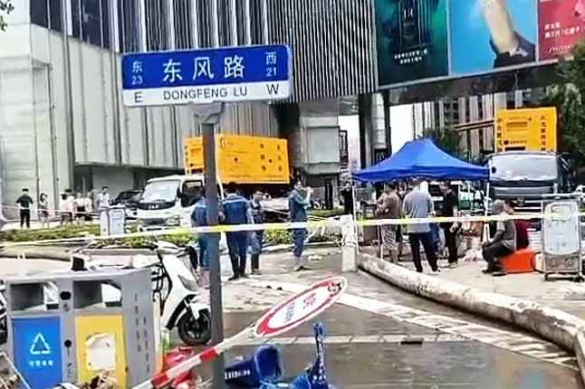 星空体育在线登陆·(中国)官方网站排涝突击队在排涝现场